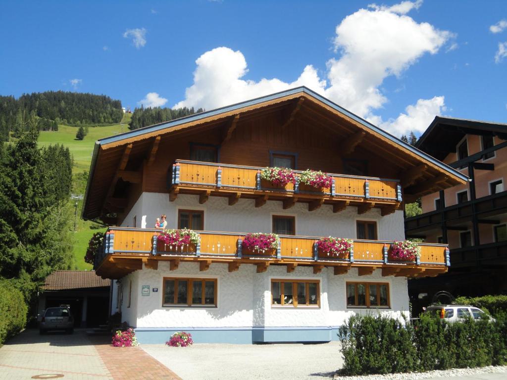 Haus Hoeller ไคลนาร์ล ภายนอก รูปภาพ